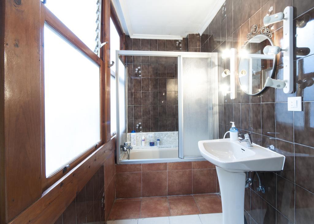 Pension Iberia Llanes Quarto foto